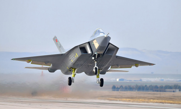 VIDO. TF-X Kaan : premier vol russi du chasseur turc de 5e gnration