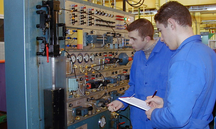 Technicien maintenance industrielle